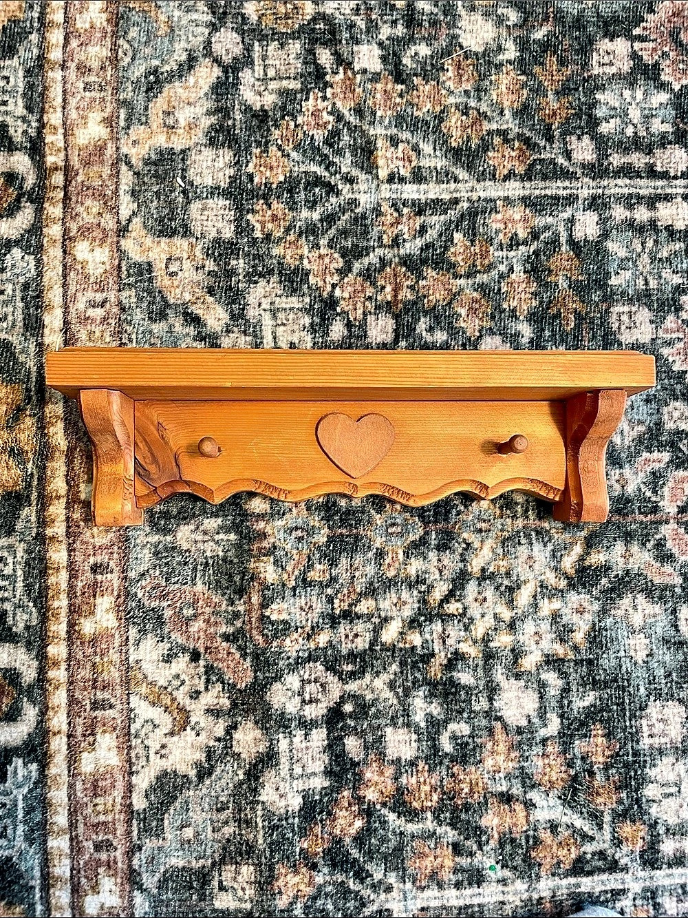 Vintage Wooden Heart Wall-Mounted Shelf